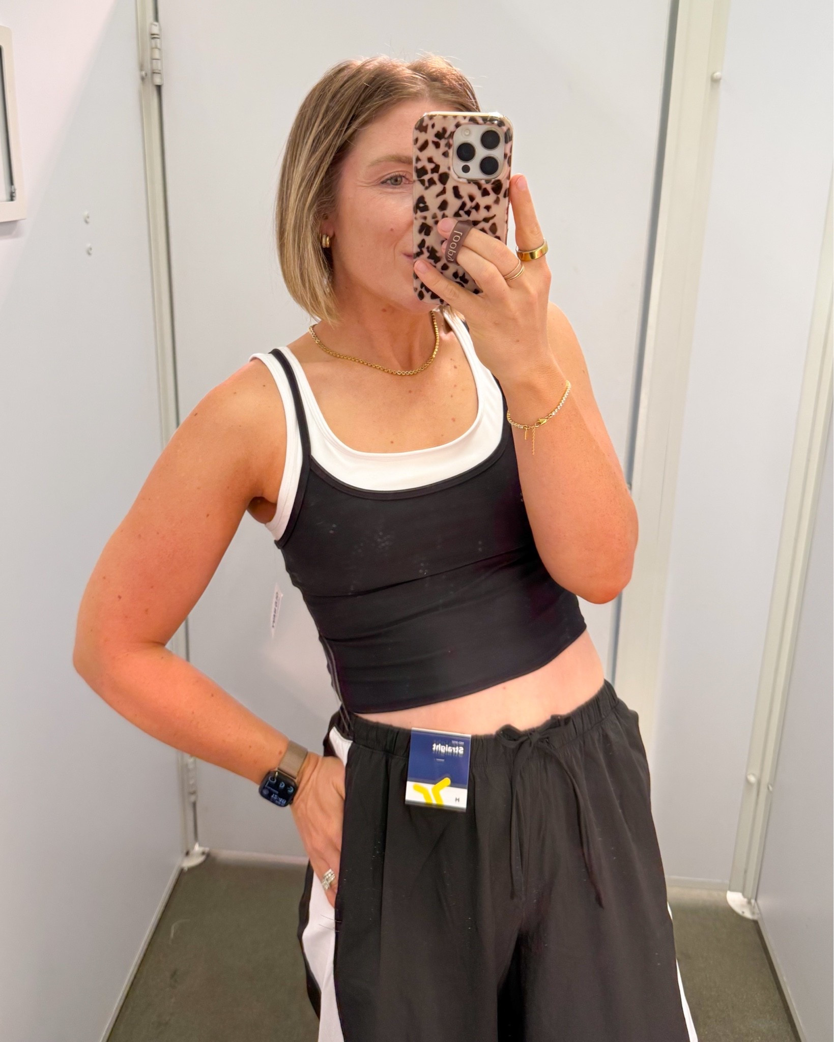 $16 Double layer top (crop) with built in bra! So cute for summer Mom hustle!!!