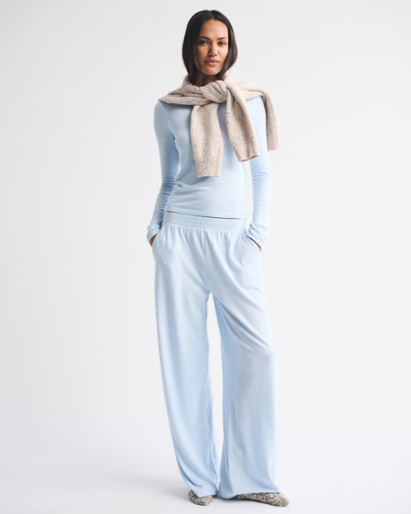 Long-Sleeve Cozy Lounge Knit Tee | Abercrombie & Fitch (US)