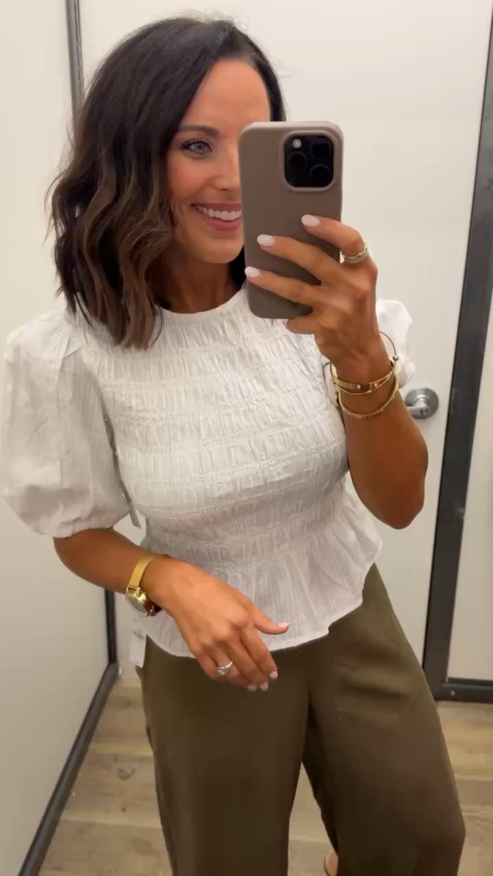If you need new work outfits… this is a good one 🤍 So comfy but still looks put together.

#workwear #officeoutfit #casualchic #springstyle #workoutfitideas #ltkoutfits #ltkstyle


#LTKWorkwear #LTKPetite #LTKmomlife