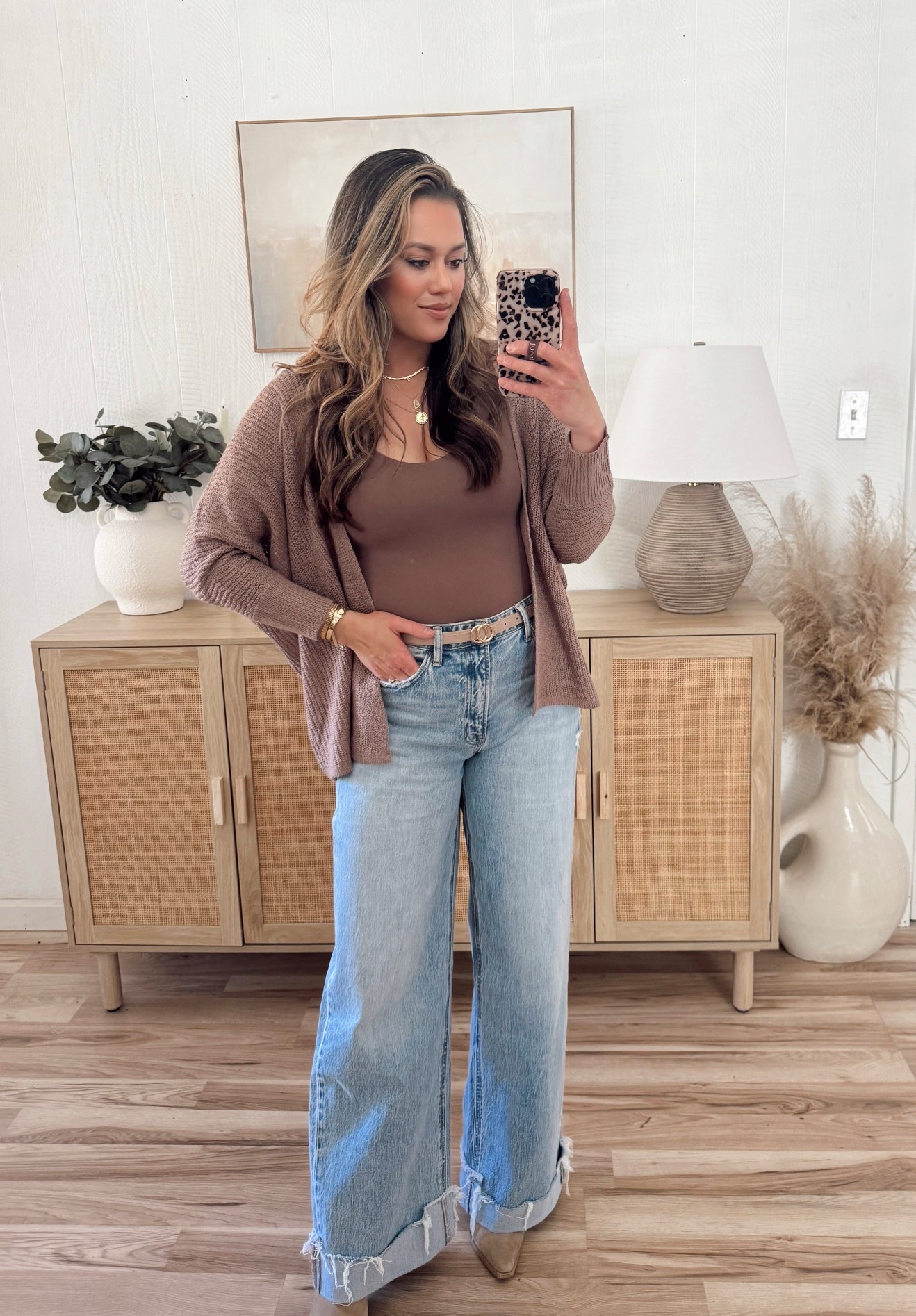 Cute and casual mom outfit everyday style outfit inspo. Use code: ASHFEB20 for 20% off! 

Spring transitional outfit 


#LTKSeasonal #LTKSpringSale