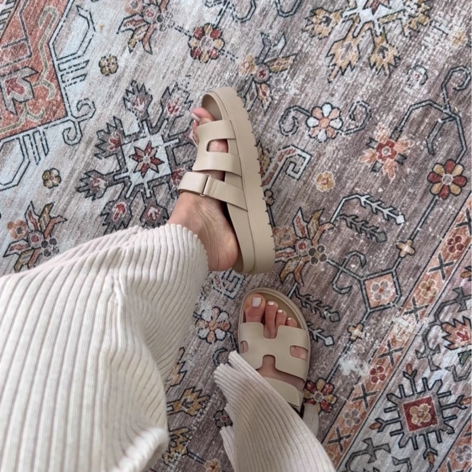 Most comfortable and versatile platform sandals. True to size!

#LTKfindsunder50 #LTKshoecrush