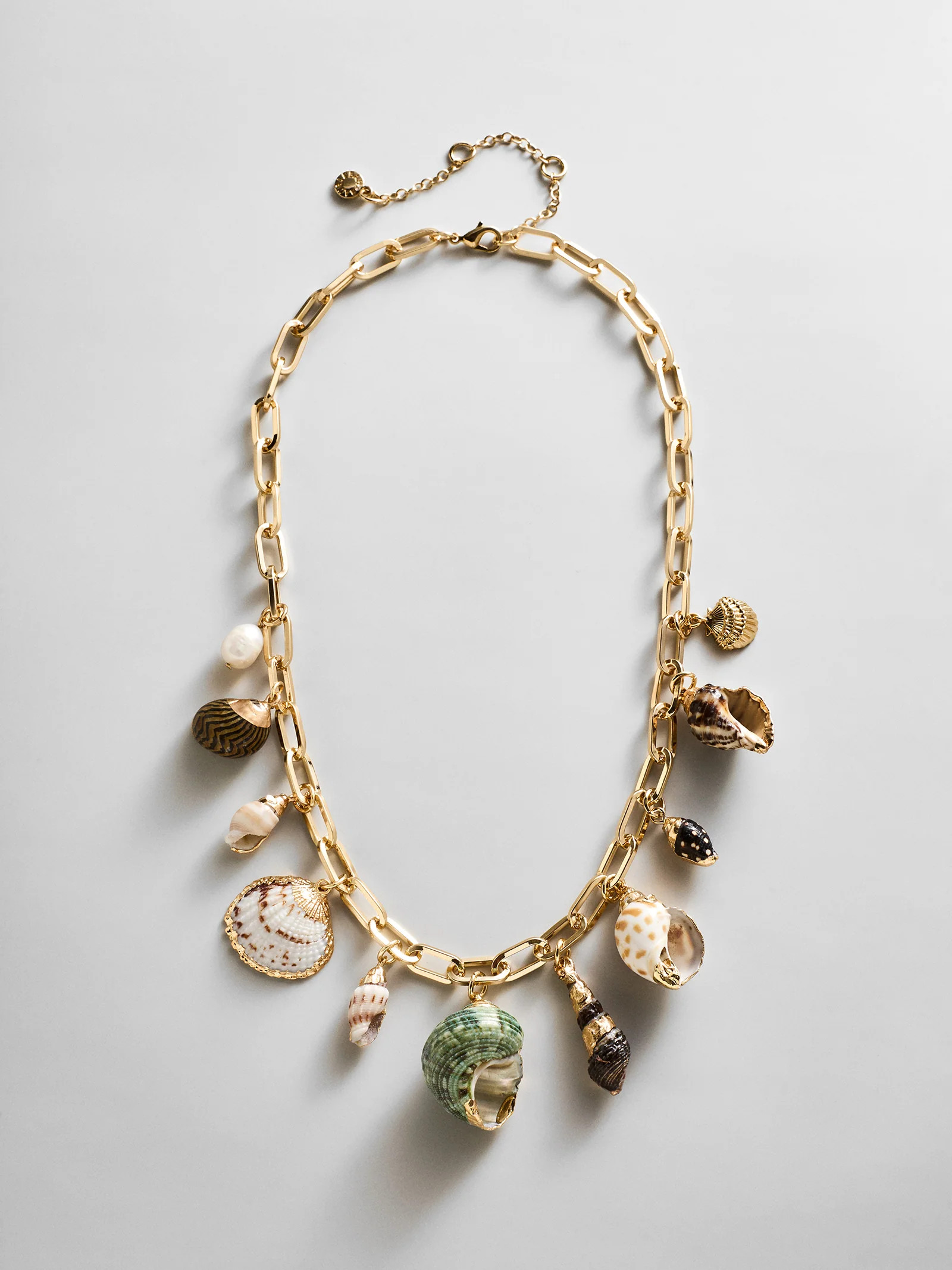 Kara Shell Charm Necklace - Gold | BaubleBar