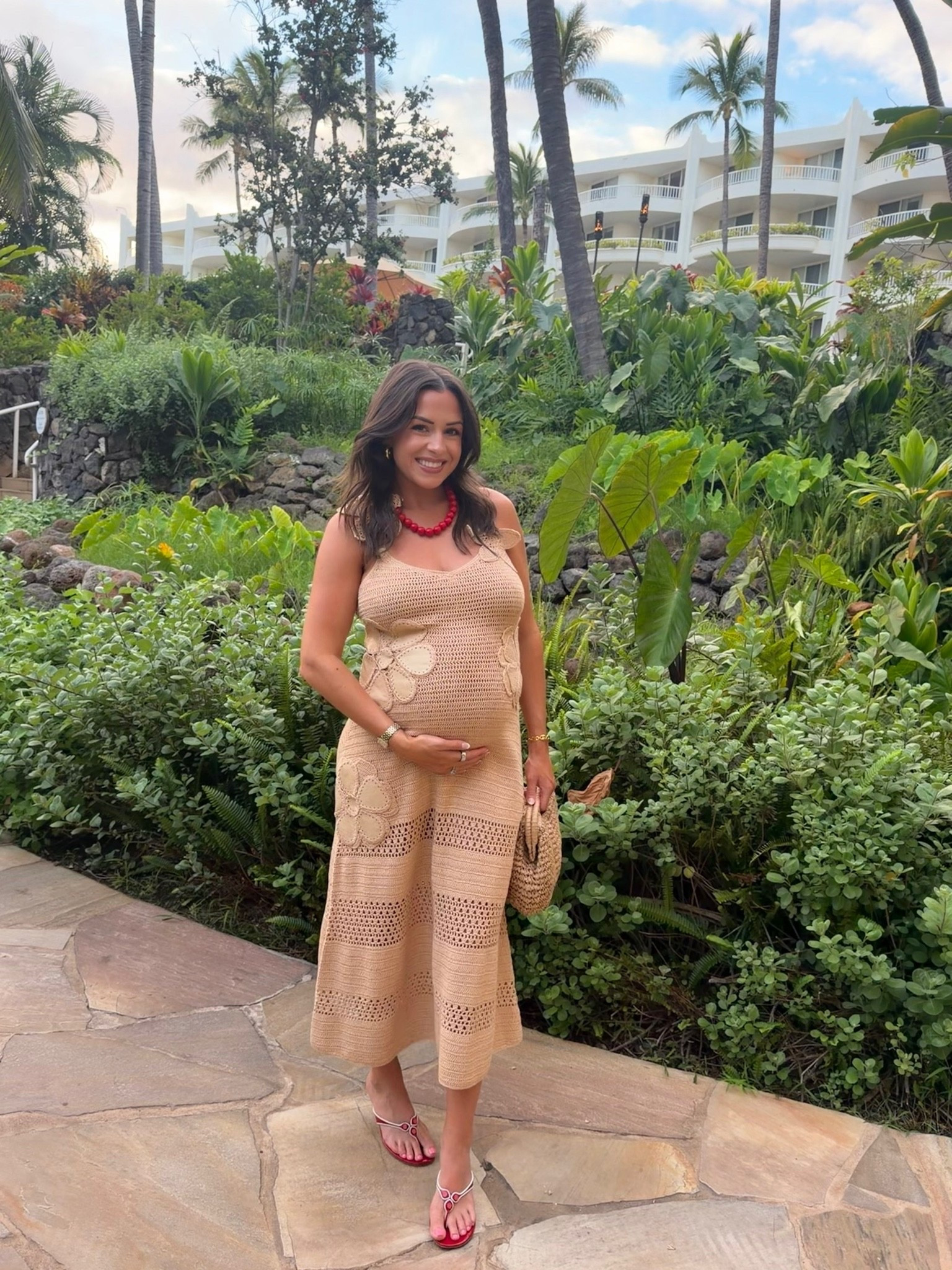 Dinner outfit in Hawaii! Wearing S S in dress. Shoes are jimmy choo but no longer sold

#LTKootd #LTKTravel #LTKBump