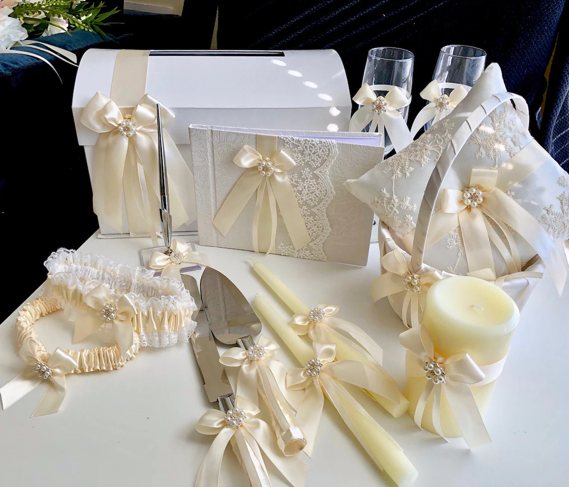 Ivory Cake Serving Set, Ivory Cake Server Set, Beige Wedding Cake Cutting Set, Wedding Cake Knife... | Etsy (US)