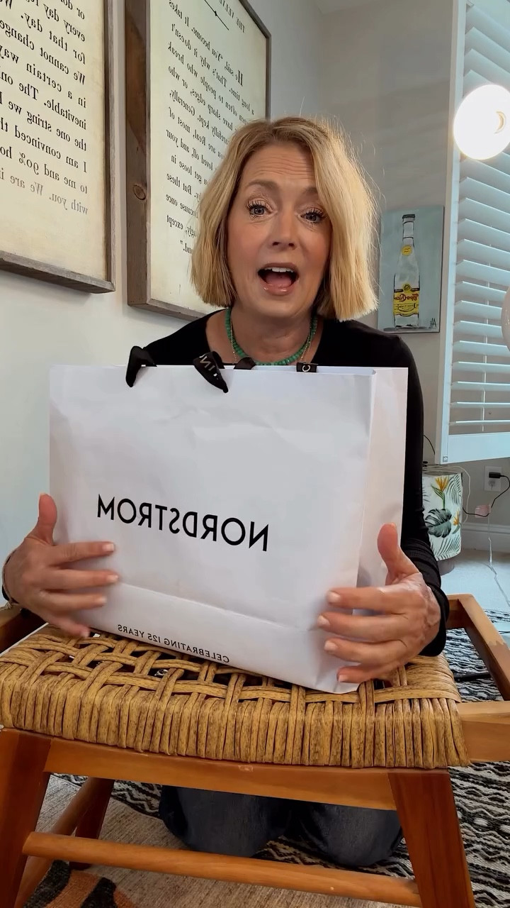 Wrong shoe problem… SOLVED. 

Comment PIXIE to see all my solutions. 😜

#wrongshowproblemsolved #modernmidlifecool #wearthetrendsinmidlife #elevatedeveryday #showupinmidlife

Comment PIXIE below to receive a DM with the link to this post on my LTK ⬇ https://liketk.it/65bmu