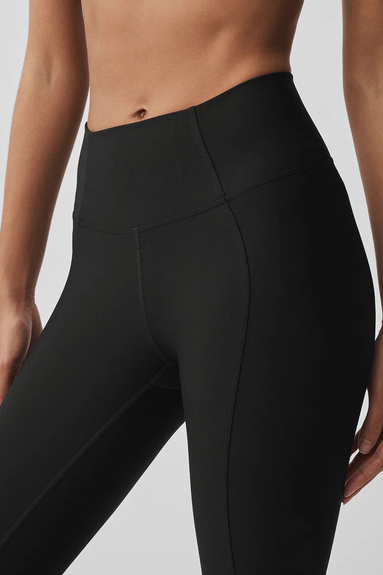 Airlift High-Waist 7/8 Fine Line Legging | Alo Yoga (US)