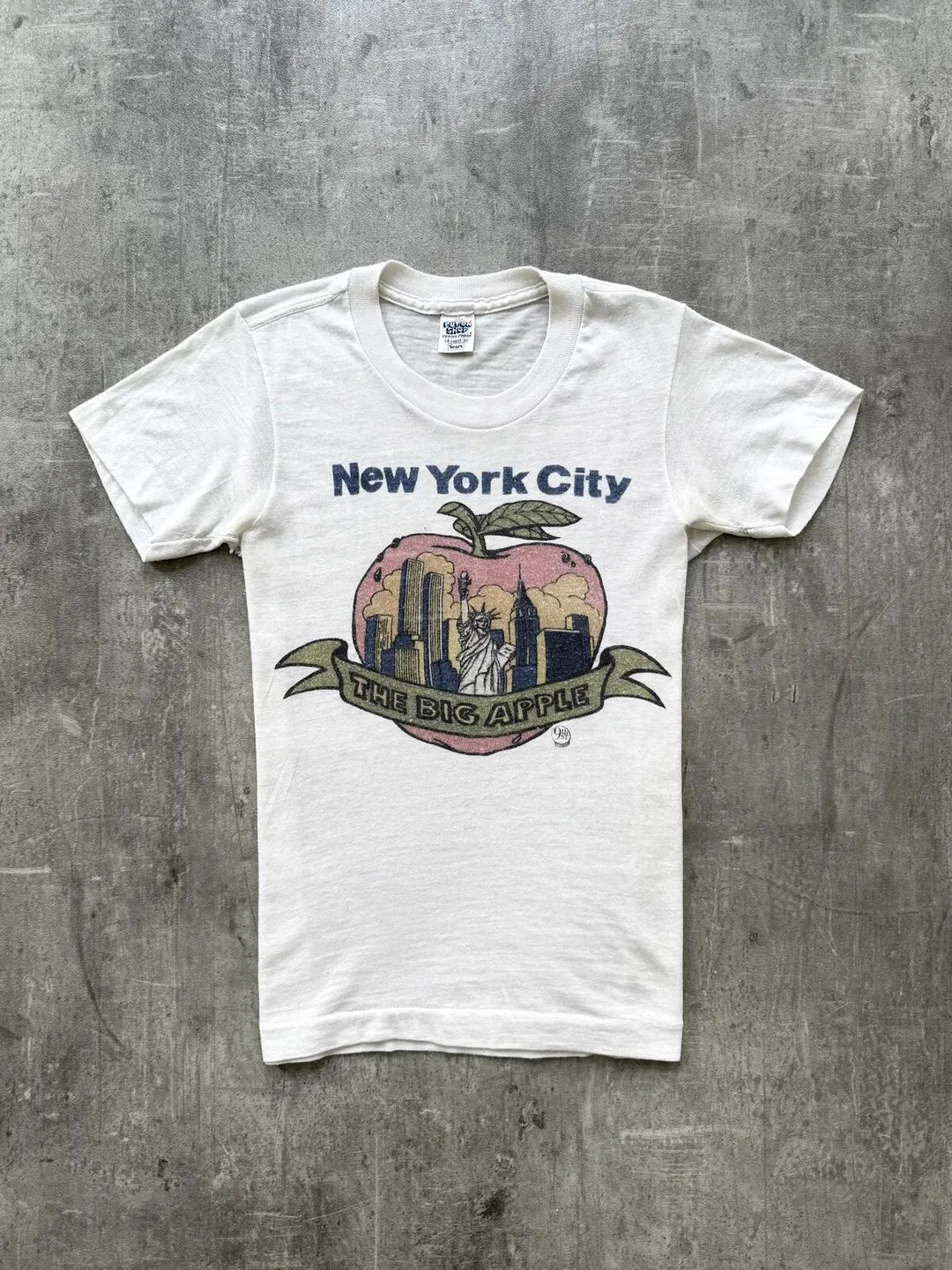 Vintage 1970s Sears Roebucks New York City 'Big Apple' Single Stitch Graphic Tee | Etsy (US)