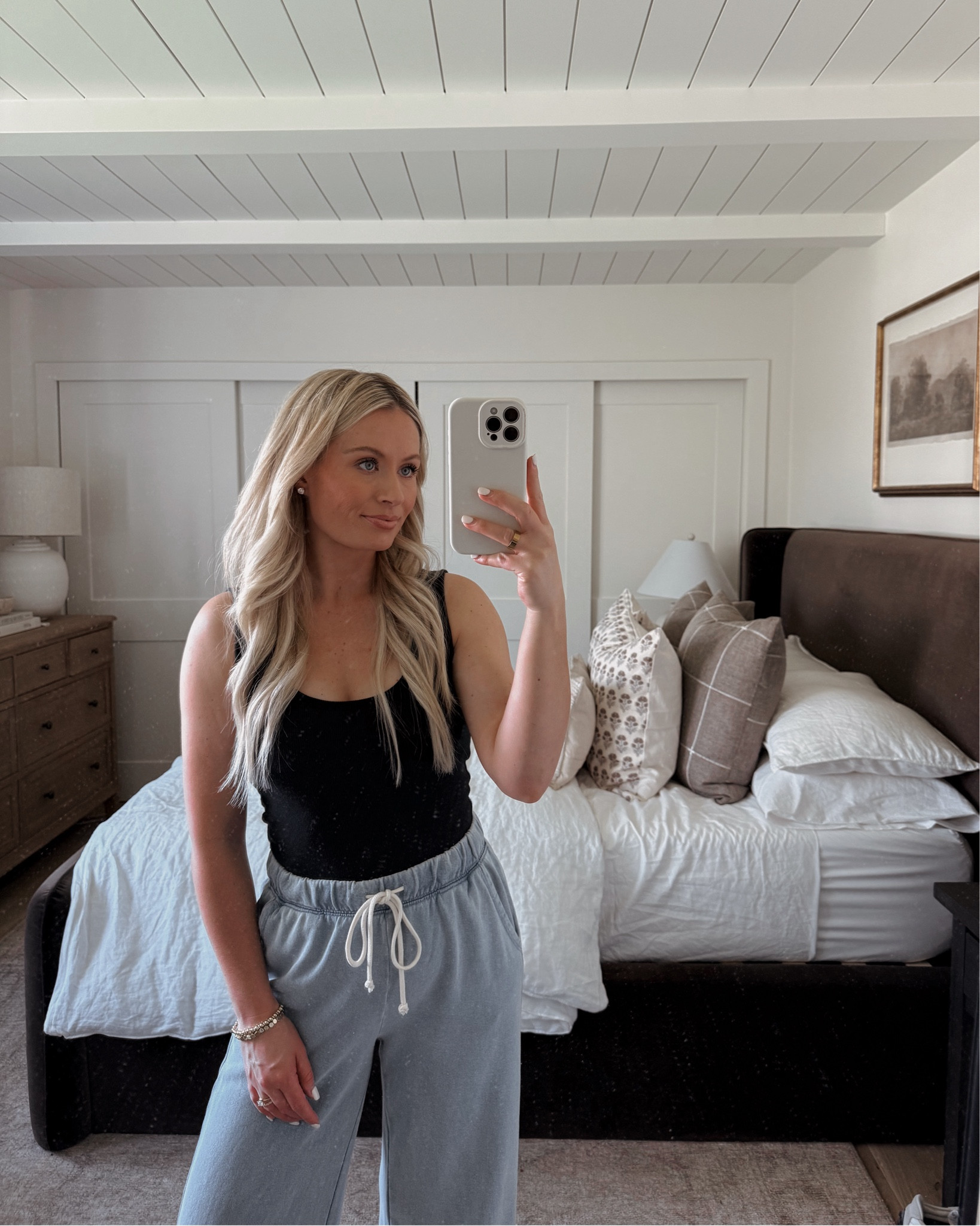 These sweatpants are so cute and come with a matching top! Also love this bra-free tank. It has built in bra! Such a flattering fit 

#LTKSaleAlert #LTKSeasonal #LTKPetite