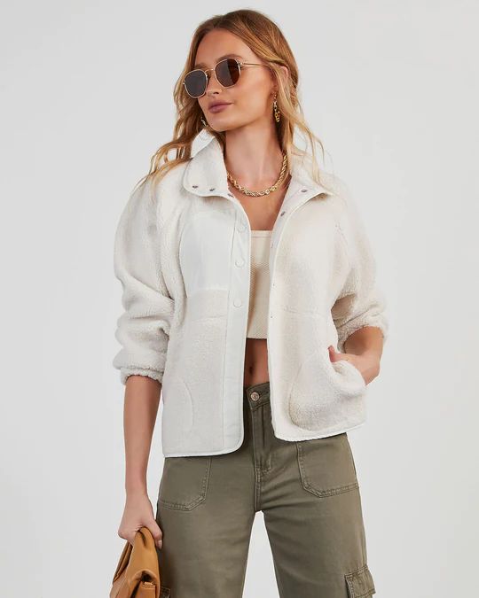 Weekend Errands Fleece Jacket | VICI Collection