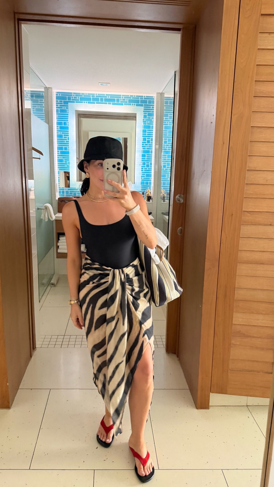 Beach look

#LTKsummer #LTKtravel #LTKbeauty