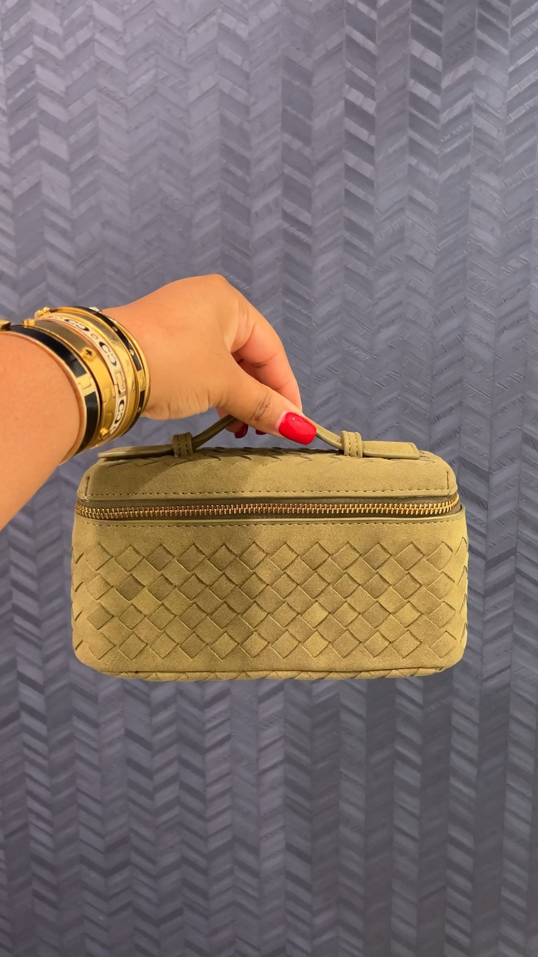 Bag of the day. 

#LTKFindsUnder50 #LTKFindsUnder100 #LTKootd
