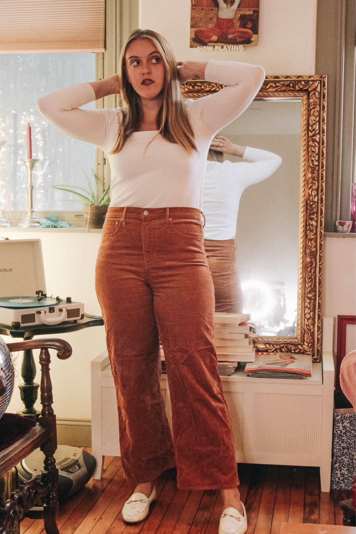 Thanksgiving Dinner Outfit Inspiration: Outfit 2

Burnt orange corduroy pants, square neck top, loafers 

#LTKstyletip #LTKHoliday