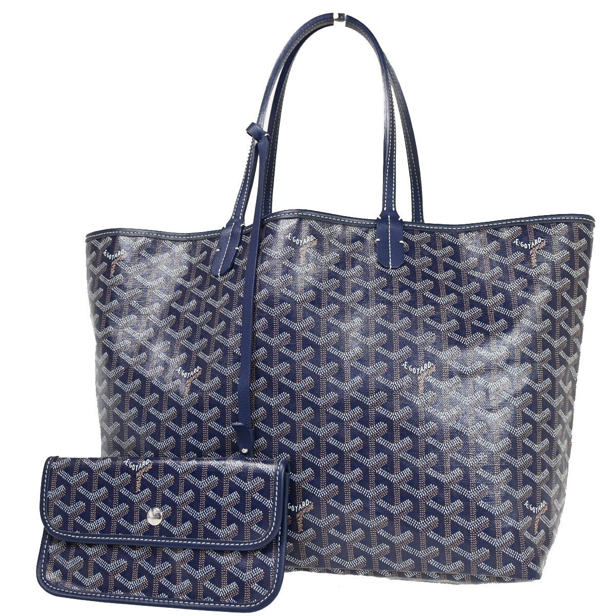 #goyardtote #dupe is back you can not tell difference from real #goyard the medium and large fit lap top so great #worktote #designertote #goyardbag #traveltote #designerbag #designerinspired the #small in the #minitote #bag

#LTKmomlife #LTKootd