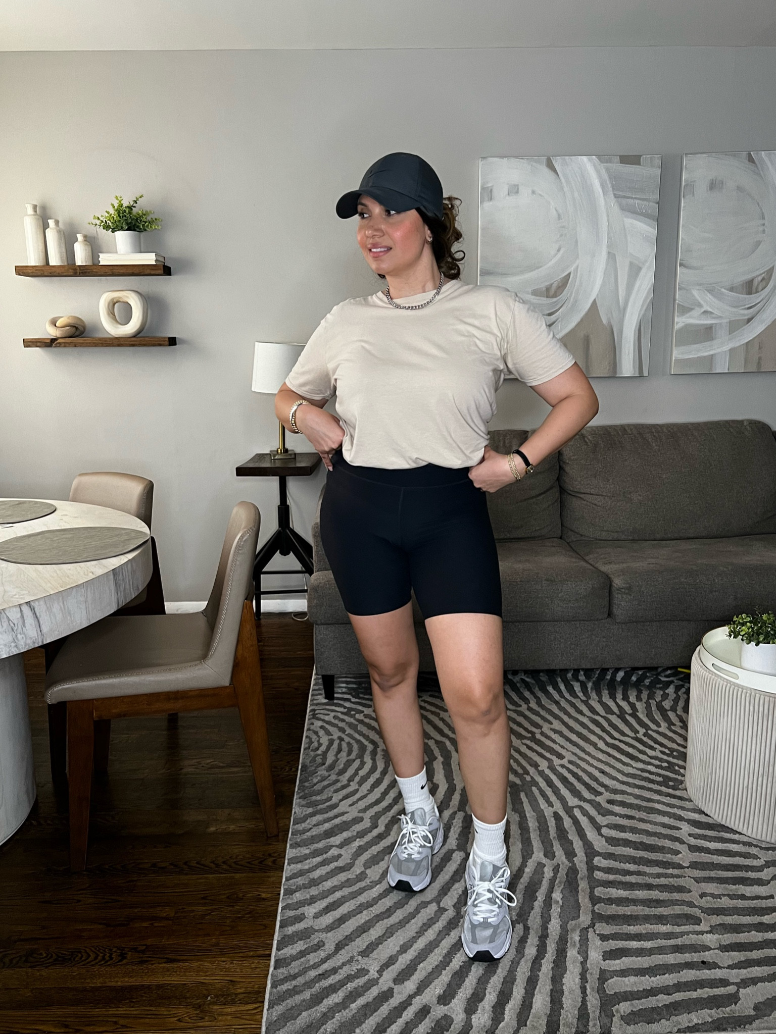 Weekend Outfit Idea : Biker shorts + Baggy Tee + New Balance 530 + Nike Dad Hat

Easy weekend outfit INSPO, biker short outfit idea, New Balance 530 outfit, neutral weekend outfit 

#LTKmidsize #LTKFind #LTKunder50