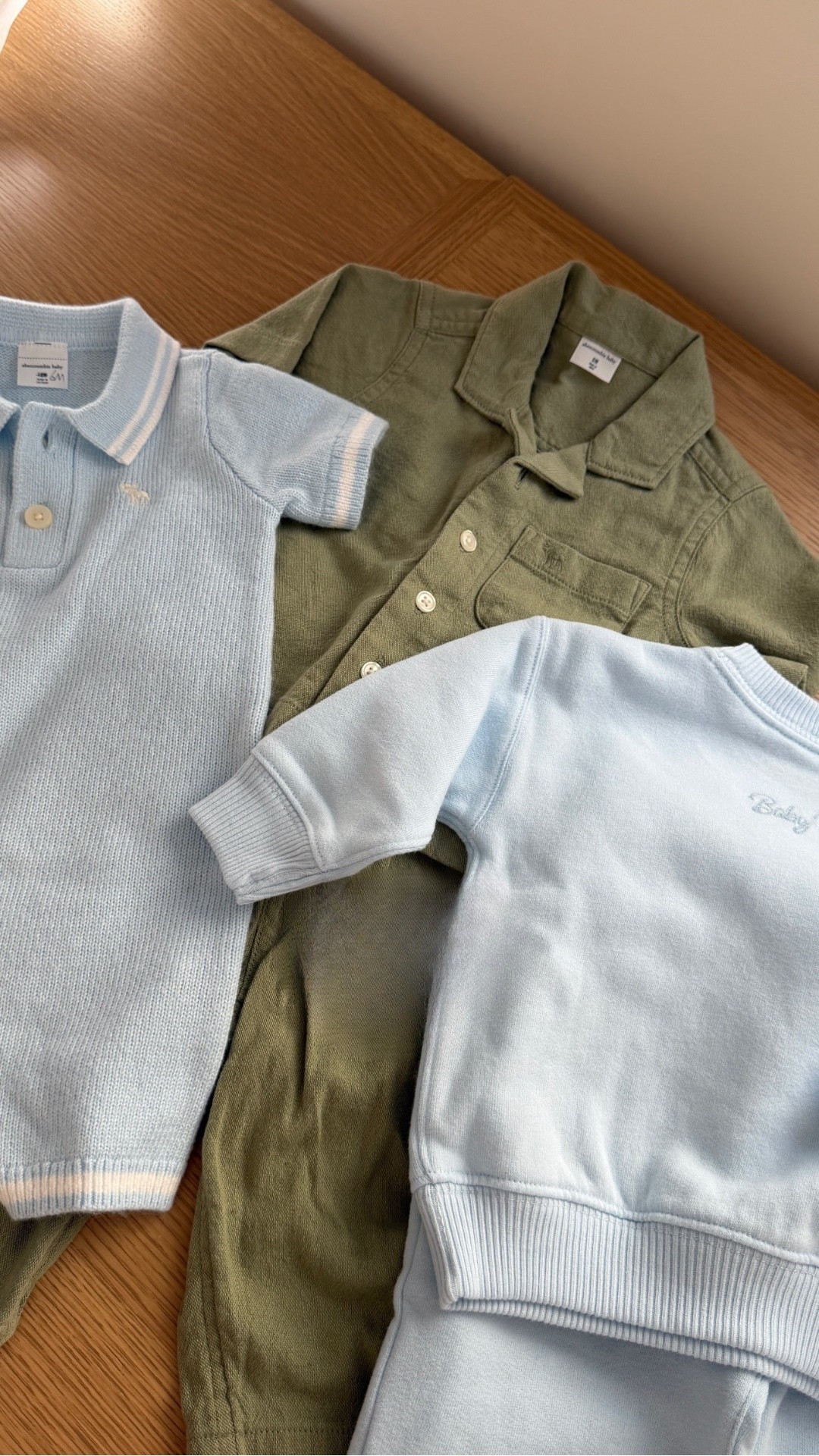 Just got the cutest package from Abercrombie Baby!! #kathleenpost

Baby clothes, newborn outfits, Abercrombie kids



#LTKBaby