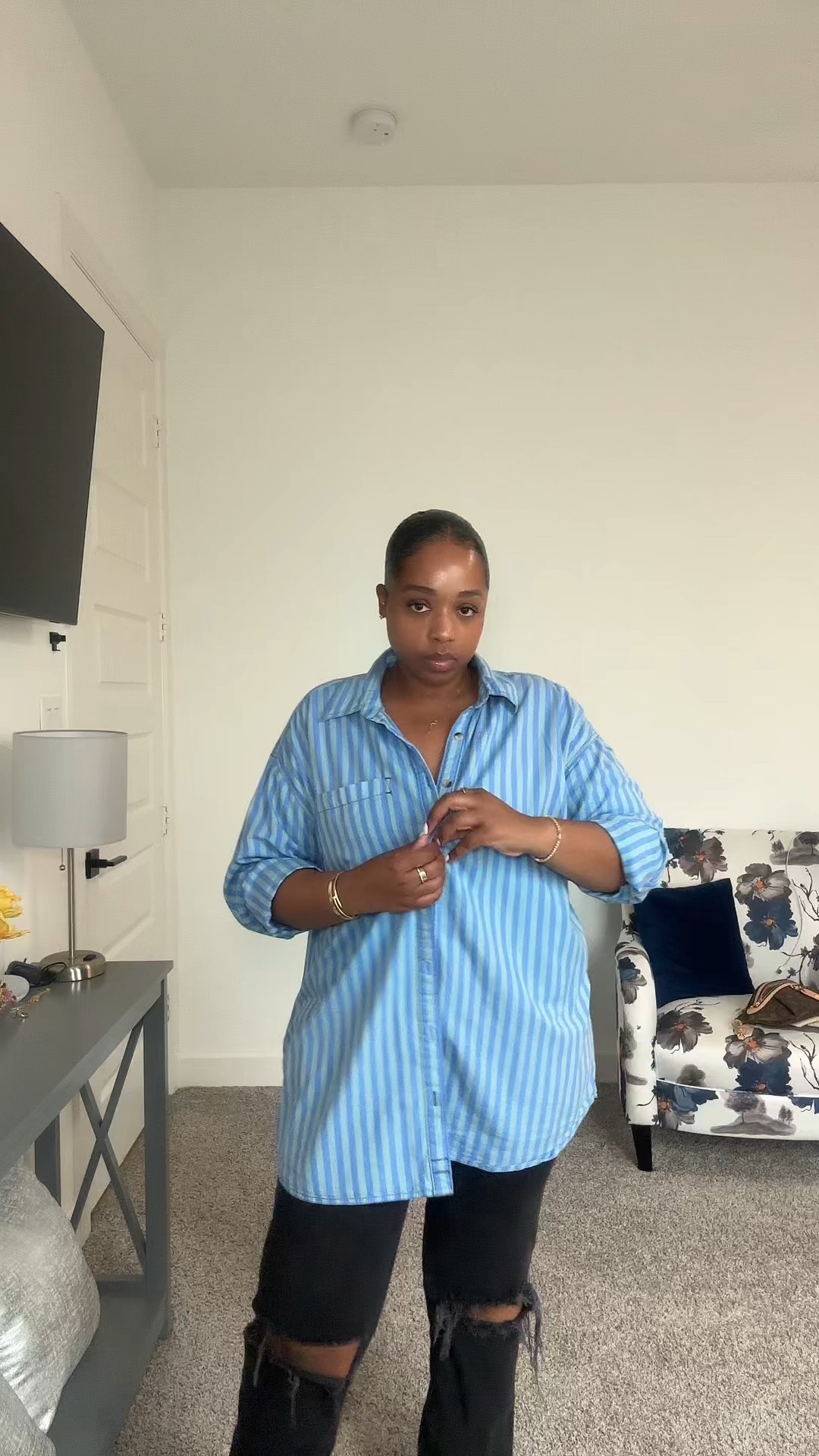 Top-  small
Jeans-  tts 
Sneakers -  size down 1 

Ootd - outfit - spring - spring fashion - spring outfit- adidas - vacation outfit - 

#LTKFindsUnder50 #LTKStyleTip #LTKShoeCrush