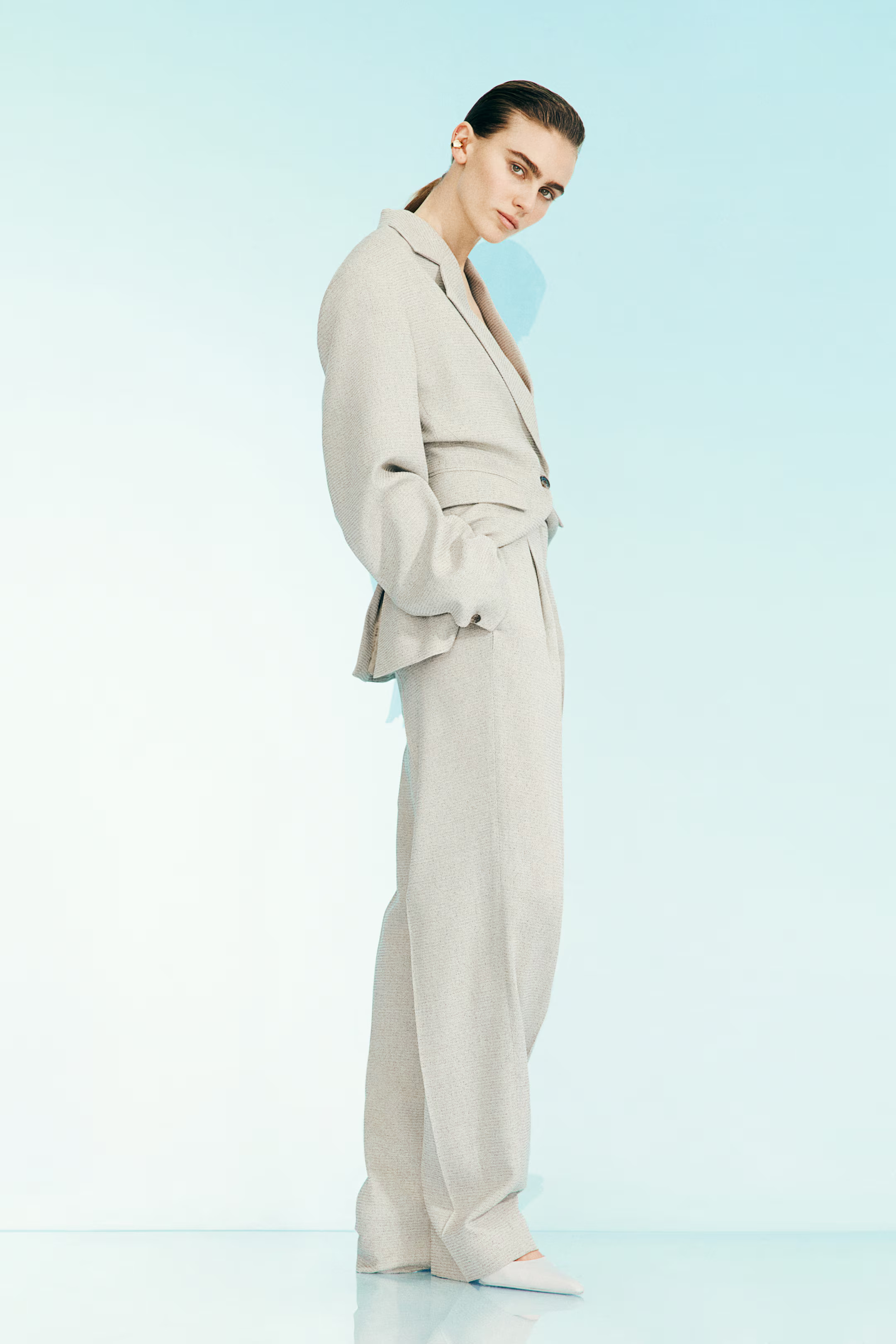 Wool-Blend Wide-Shoulder Blazer | H&M (US + CA)