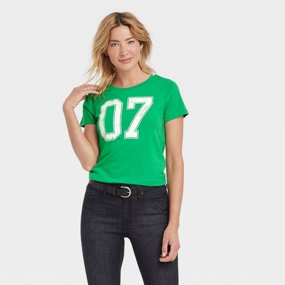 Women's St. Patrick's Day Short Sleeve Graphic T-Shirt - Green | Target