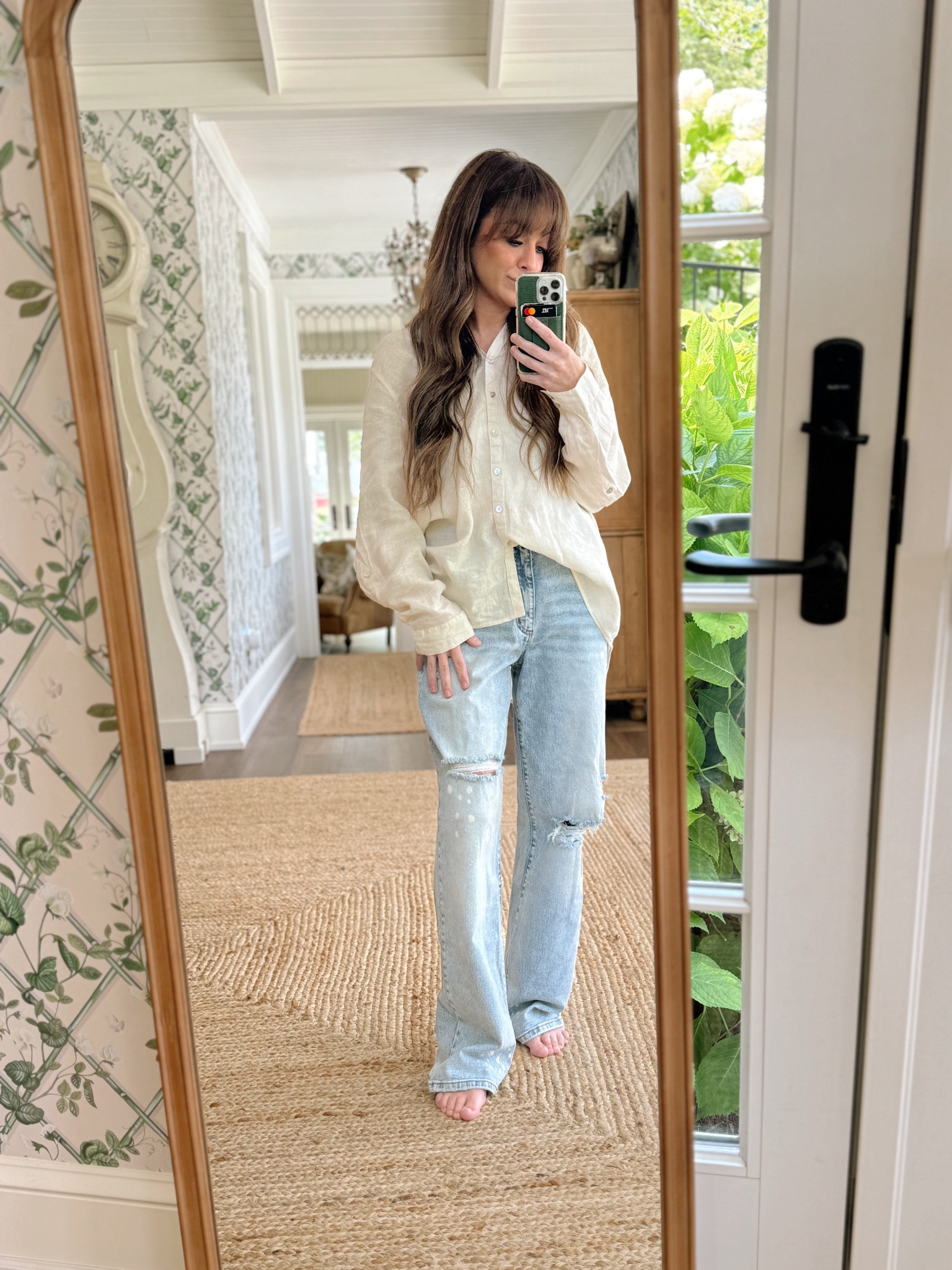 Cozy boyfriend Jeans. I’m obsessed! These are from Walmart! 

#LTKSeasonal #LTKBacktoSchool