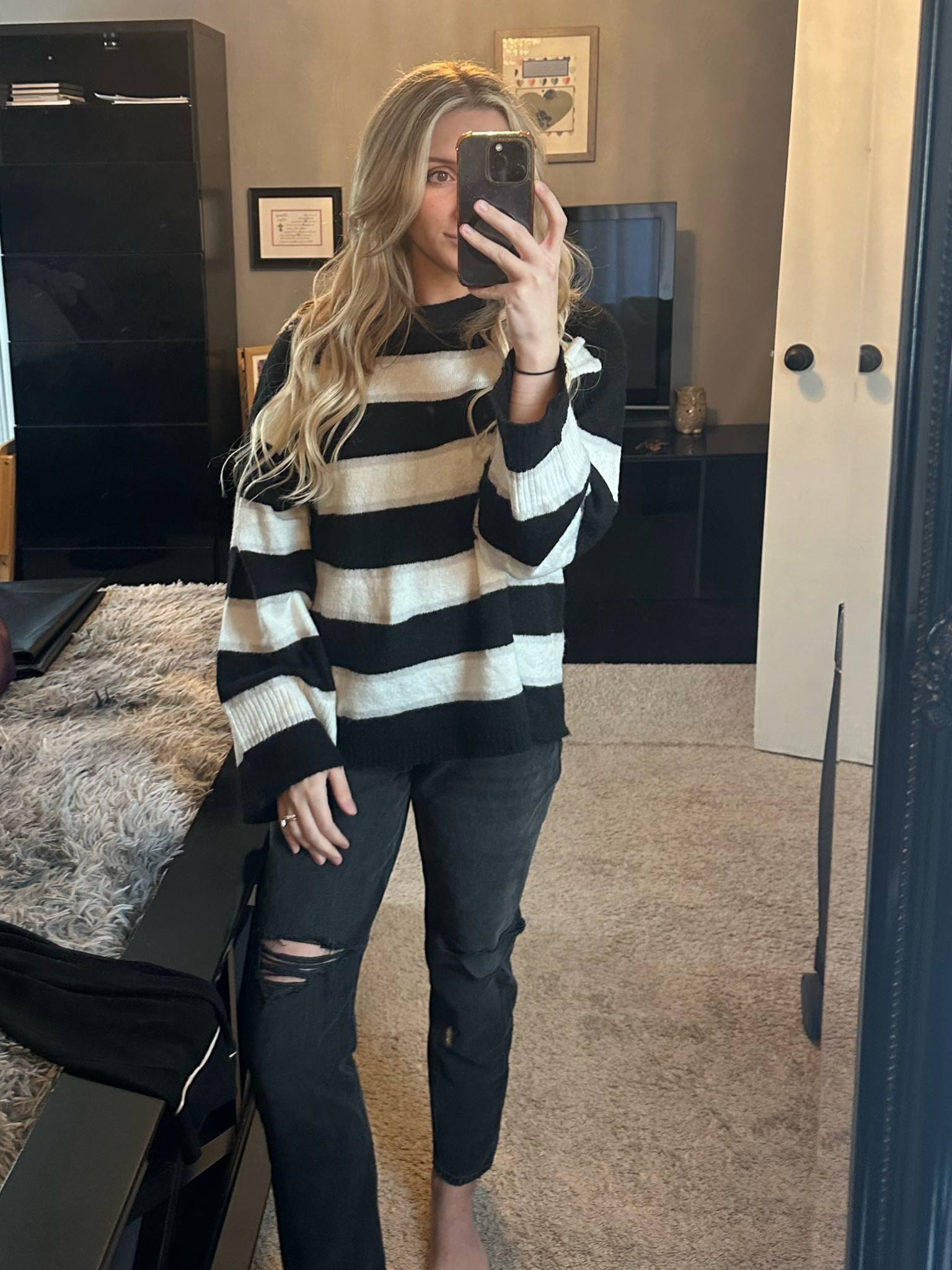 Love this sweater that I got from H&M!!

#LTKStyleTip