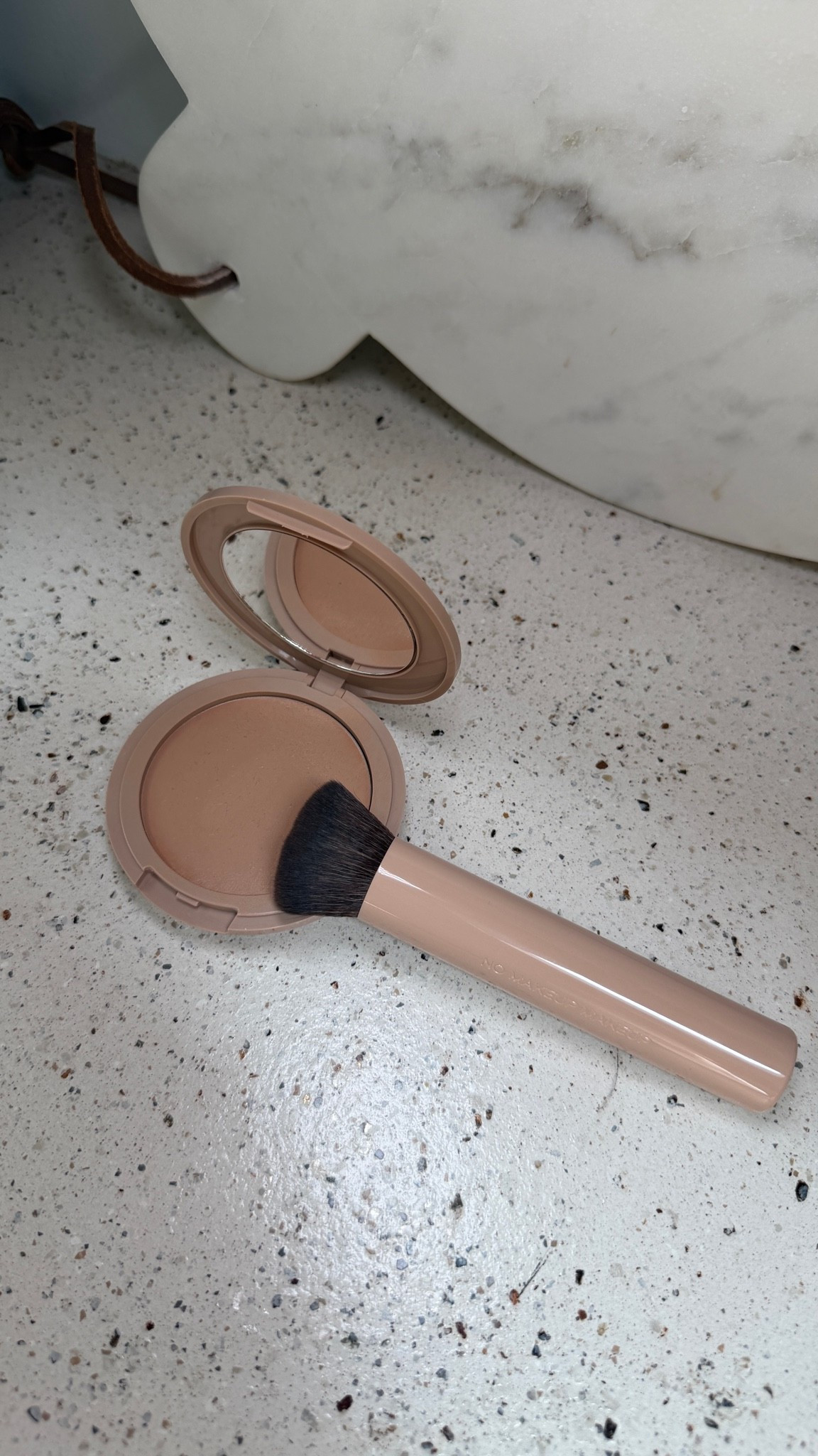 Foundation, foundation over 40, foundation over 50, no makeup makeup, cream foundation, Makeup over 40, Makeup over 50, ￼

#LTKgrwm #LTKOver40 #LTKBeauty