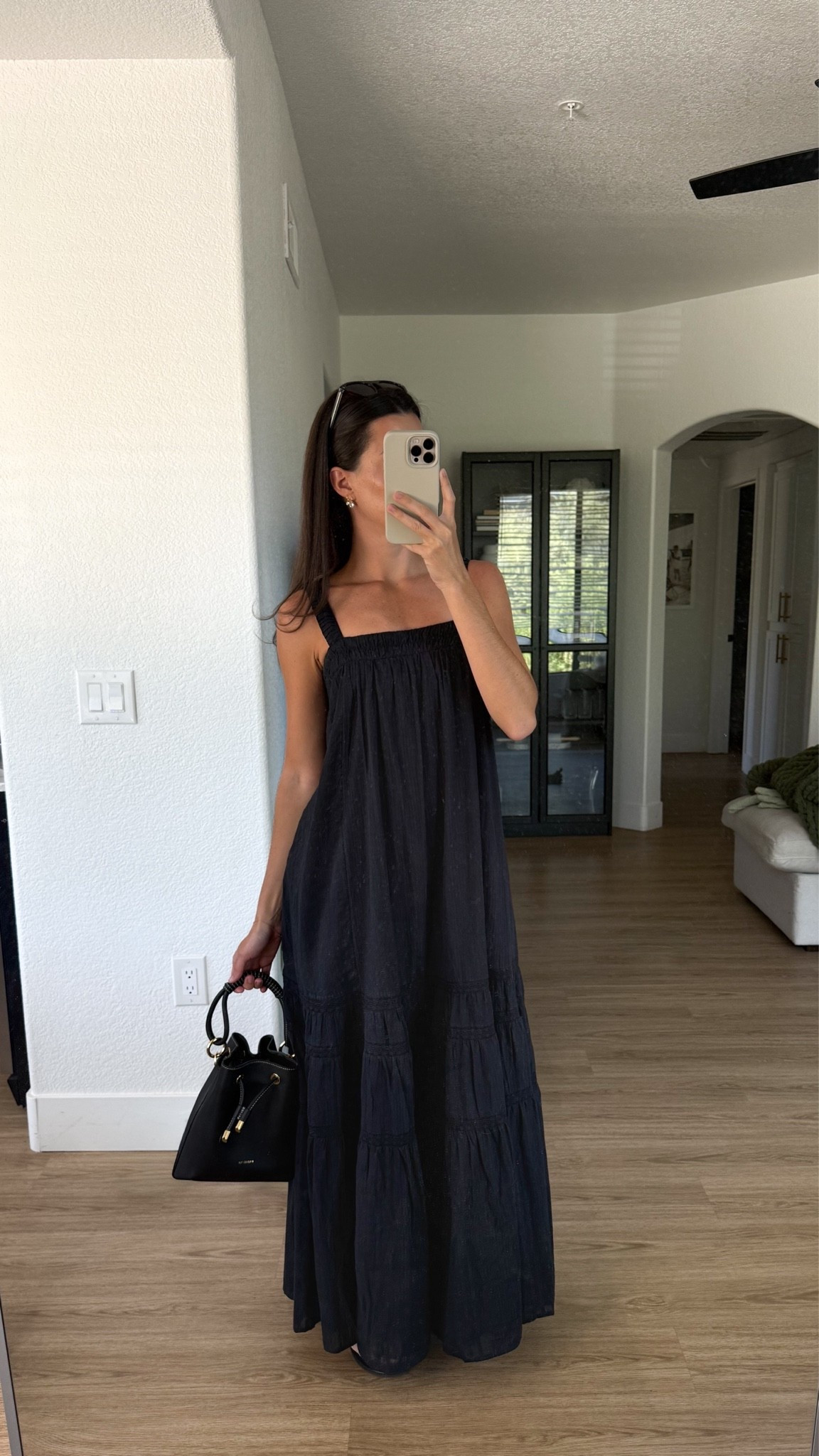 #abercrombiepartner @abercrombie favorites for summer! 

I am 5’7” wearing size XS regular in everything except for the black dress, which is XS long.