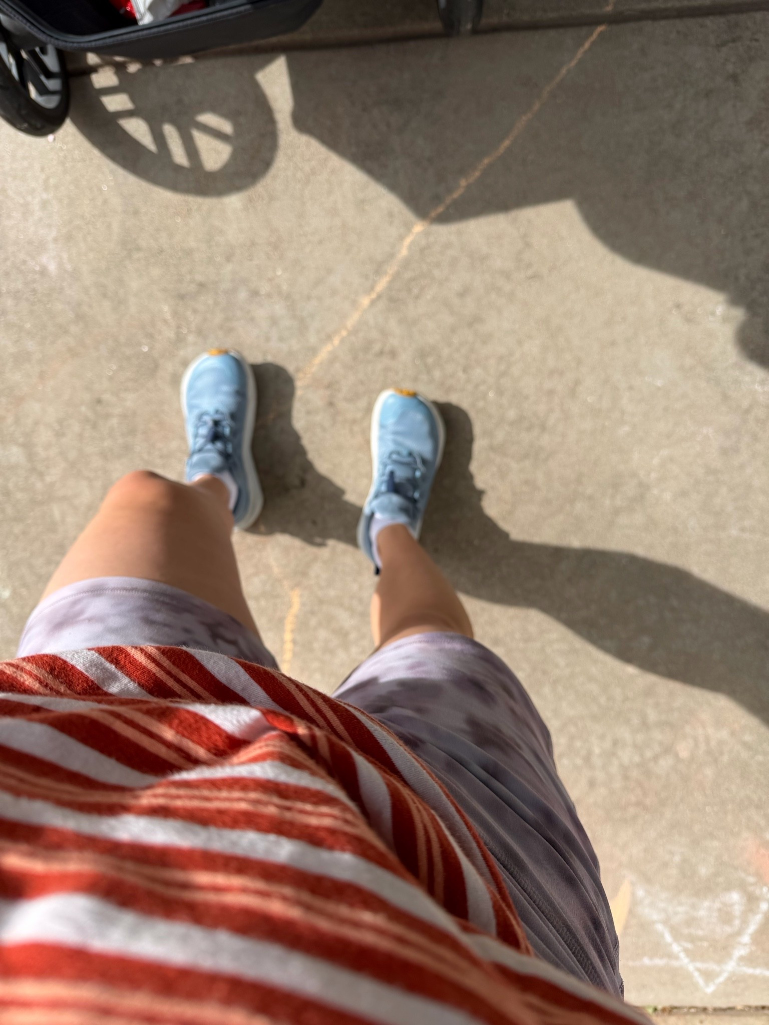 comfy outfit 2mo postpartum, living in my aligns

#LTKmomlife #LTKgrwm #LTKootd