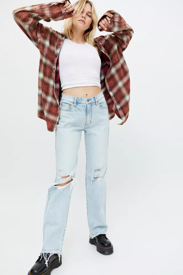 Daze Denim 1999 High-Waisted Jean – FYI | Urban Outfitters (US and RoW)