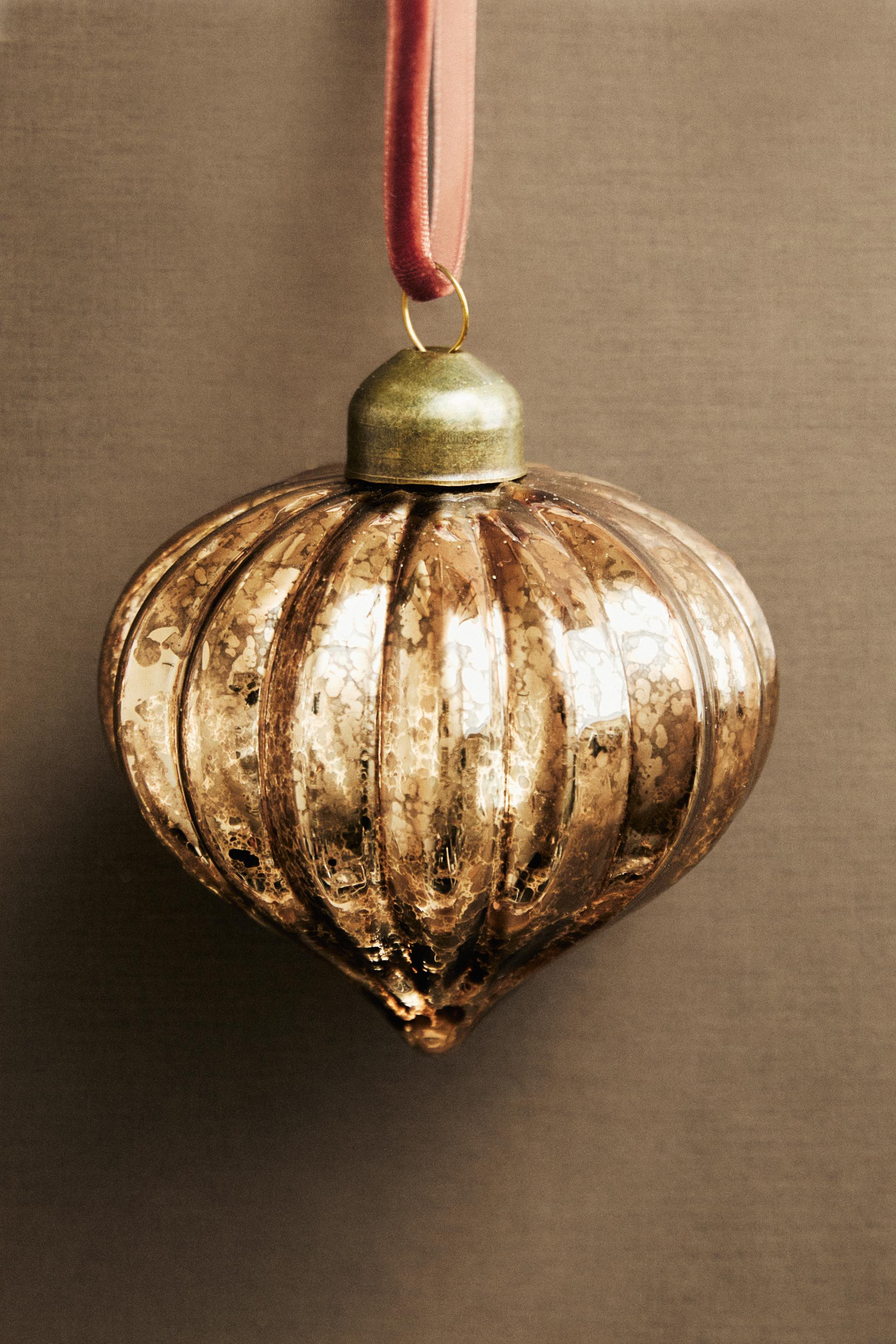 DECORAZIONE ALBERO PALLINA TROTTO TROTTO A RIGHE NATALE | Zara IT