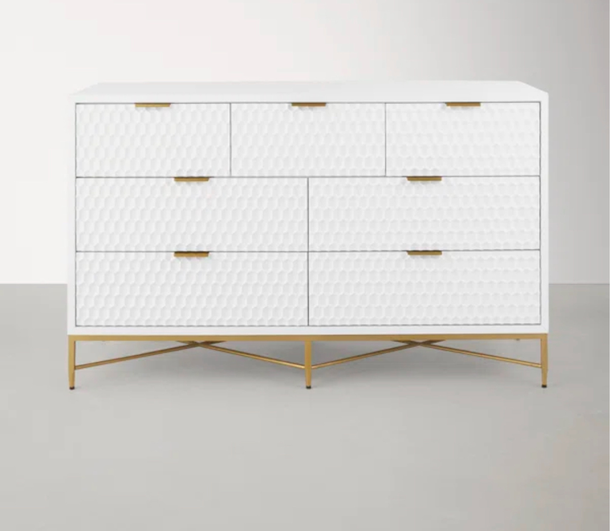 White dresser! 

#LTKhome