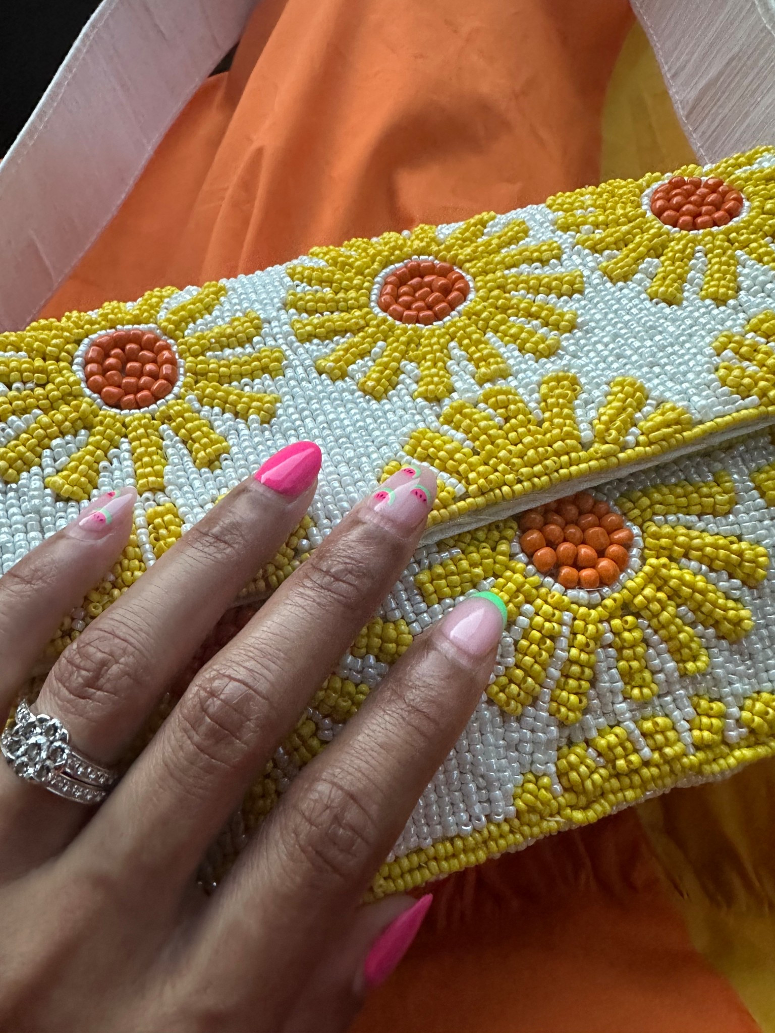 Beaded bag season 💛

#LTKSeasonal #LTKPetite #LTKStyleTip