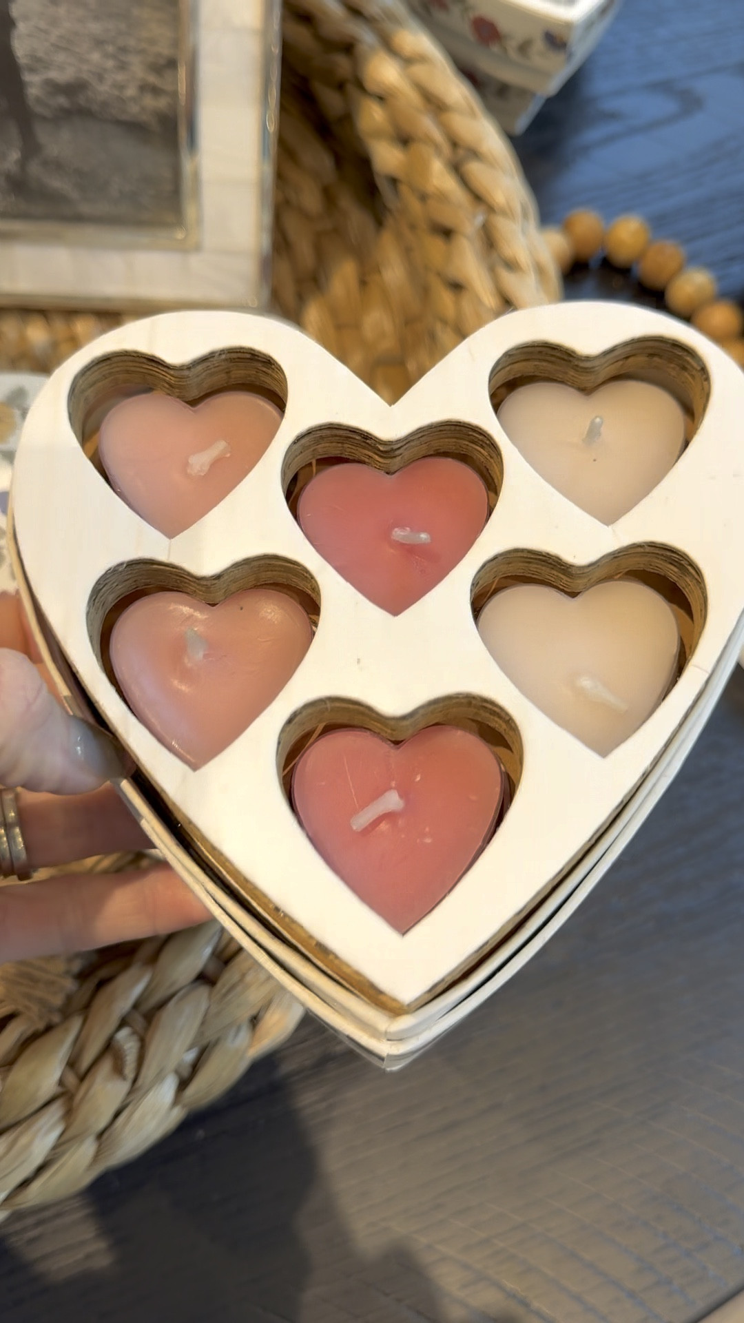 Loving this set of heart tea candles that comes in this pretty floral heart box.  

#valentines #valentinesday #valentinesgifts #heartcandles #hearts #valentinesdecor

#LTKfindsunder50 #LTKVideo #LTKSeasonal