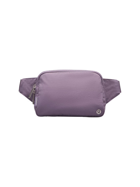 Everywhere Belt Bag Large 2L | Lululemon (US)