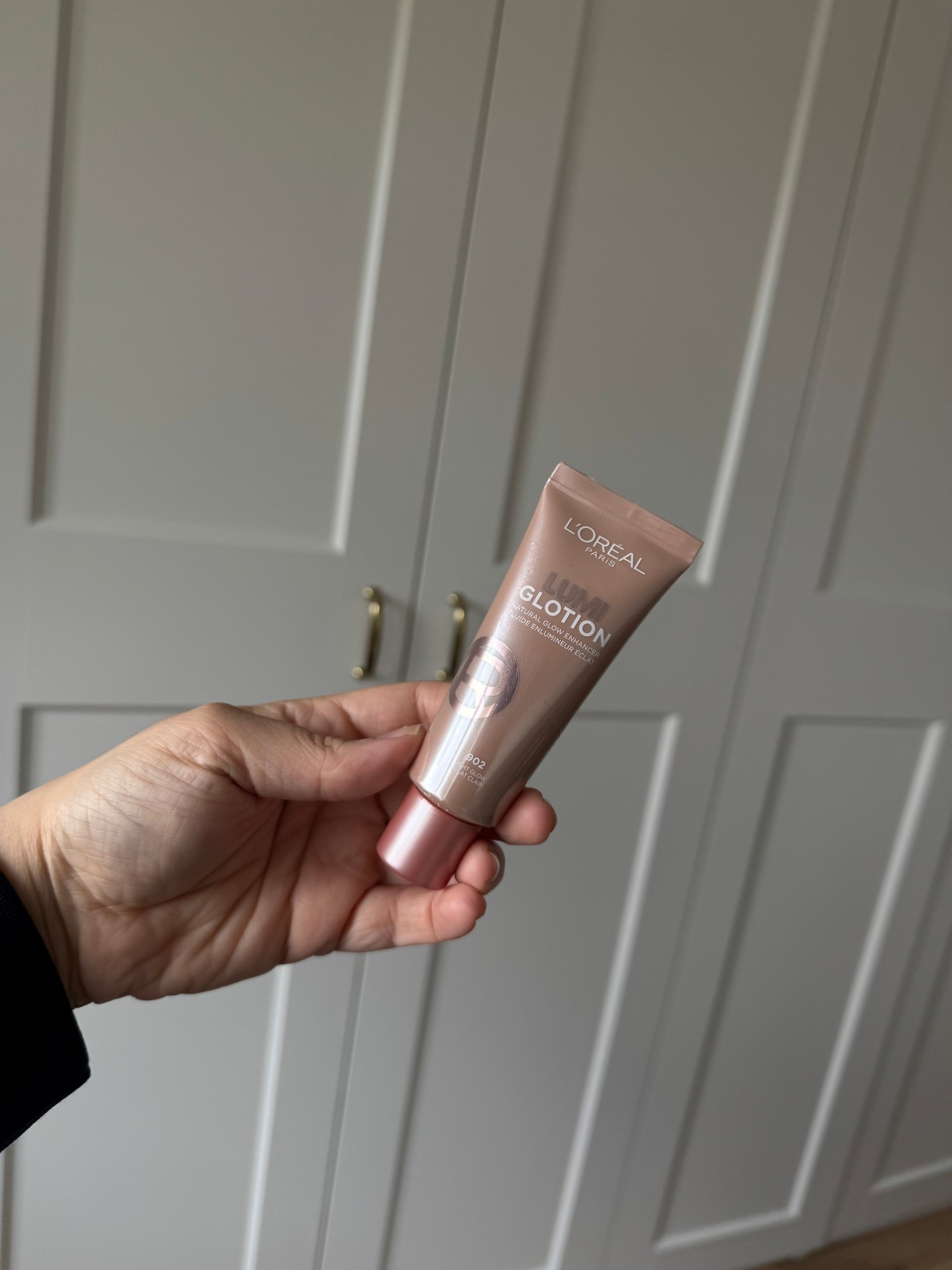 Is the last day of the Amazon spring sale, here’s my favorite product from L’Oreal. The formula is so lightweight but so effective in making your skin grow especially now that we’re approaching the woman months.. it doesn’t settle in wrinkles and it keeps your face feeling moisturized 😍

#LTKsale #LTKbeauty