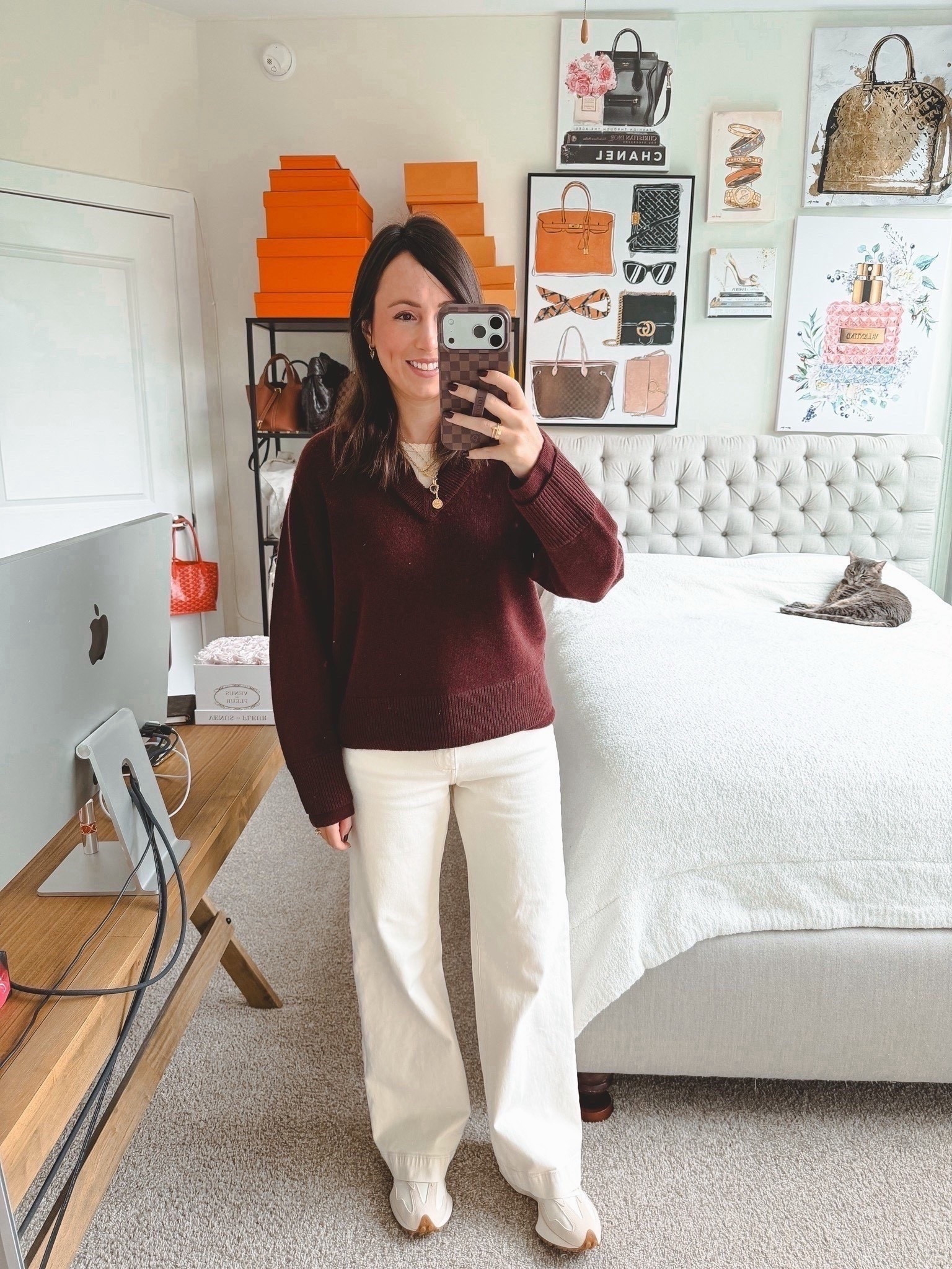 This burgundy sweater is the perfect fall color!!



#LTKSeasonal #LTKootd #LTKFindsUnder100