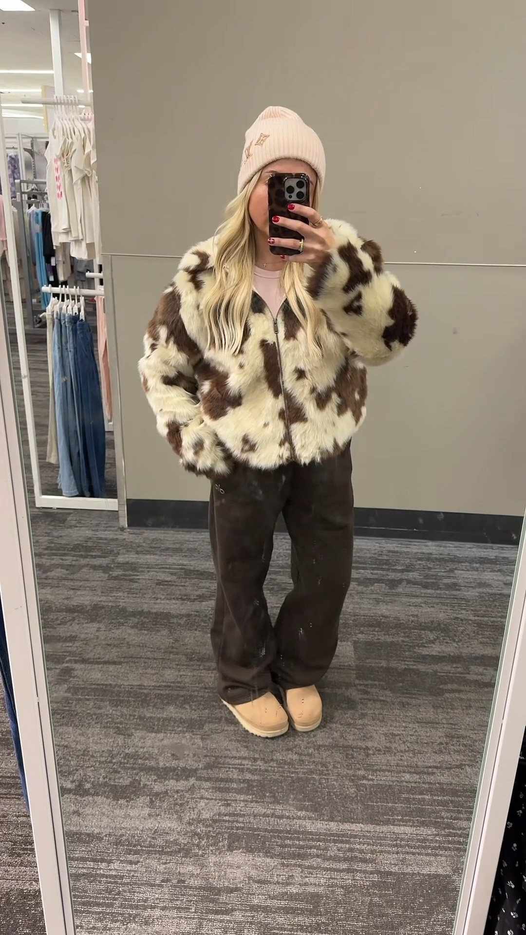 Winter outfit 
Cow print jacket small
Alo sweatpants small
Ugg clogs tts

#LTKFindsUnder100 #LTKootd #LTKGiftGuide