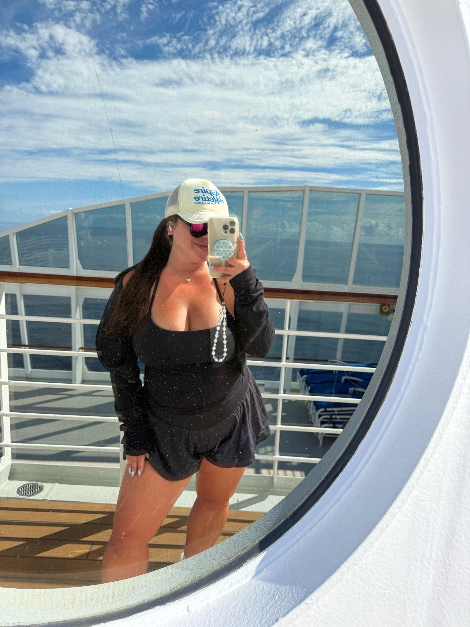 a go-to active wear fit!! 🫶

I’m wearing size Large in everything. I’m 5’1”, 170lbs and 36DD

#LTKMidsize #LTKActive