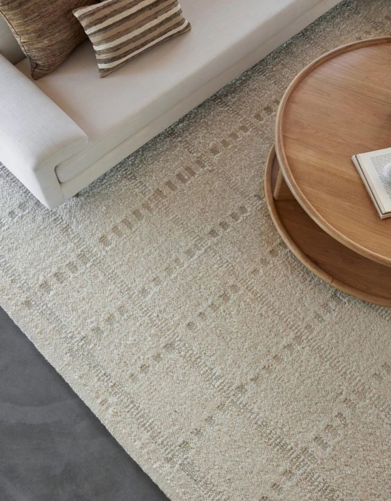 Neutral rugs I’m loving right now 

#LTKHome