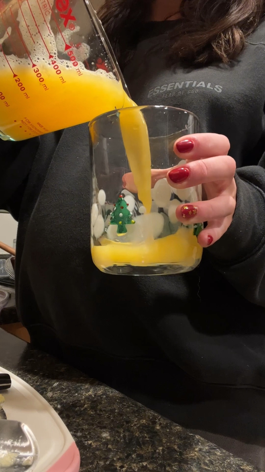 Freshly squeezed orange juice with my favorite appliance haha I’m obsessed!!! Plus in the cutest Christmas glasses! 

#LTKSeasonal #LTKHoliday #LTKhome