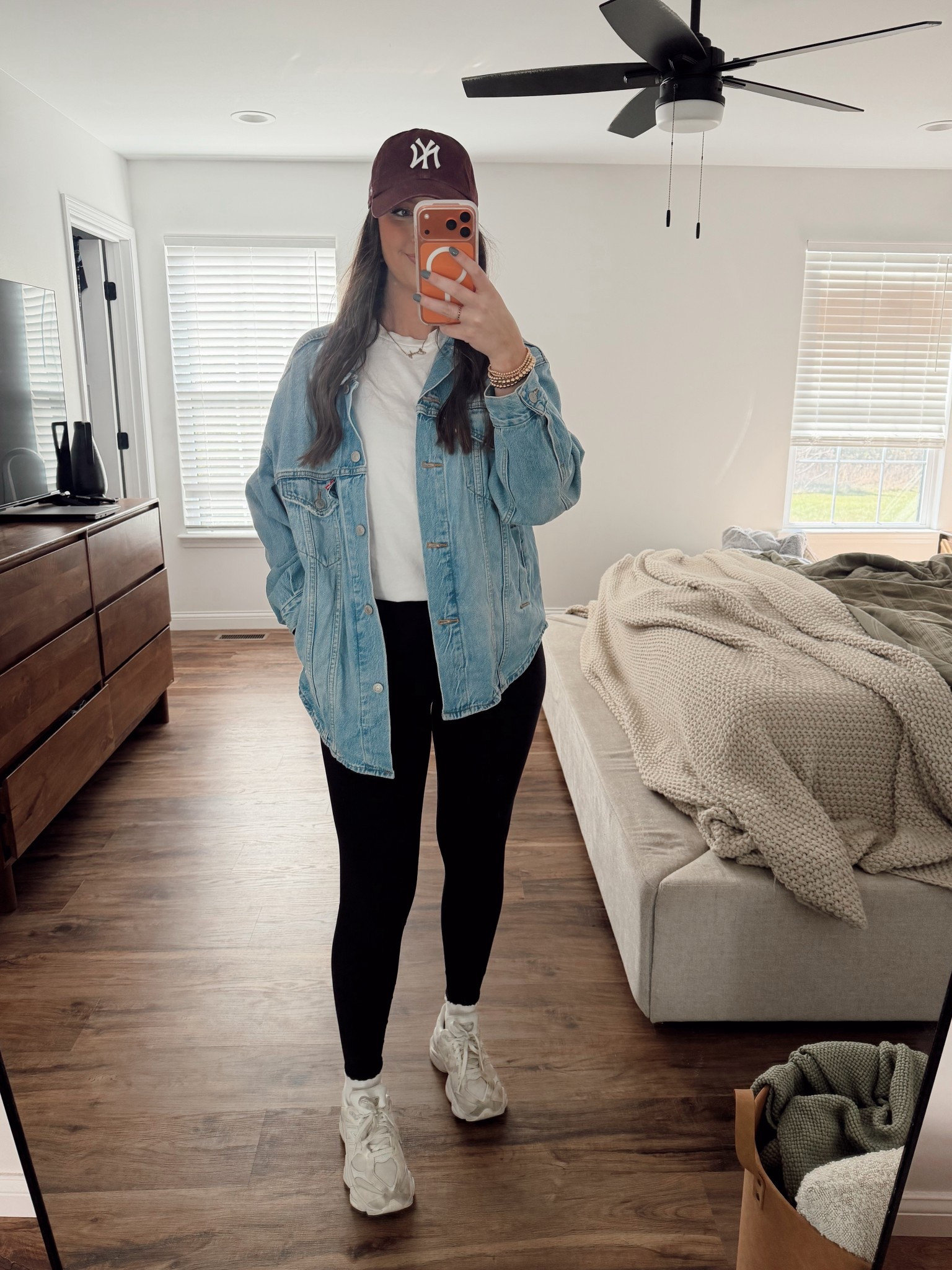 The perfect “casual but cute” fit 🔗✨ 

#LTKmomlife #LTKootd #LTKStyleTip