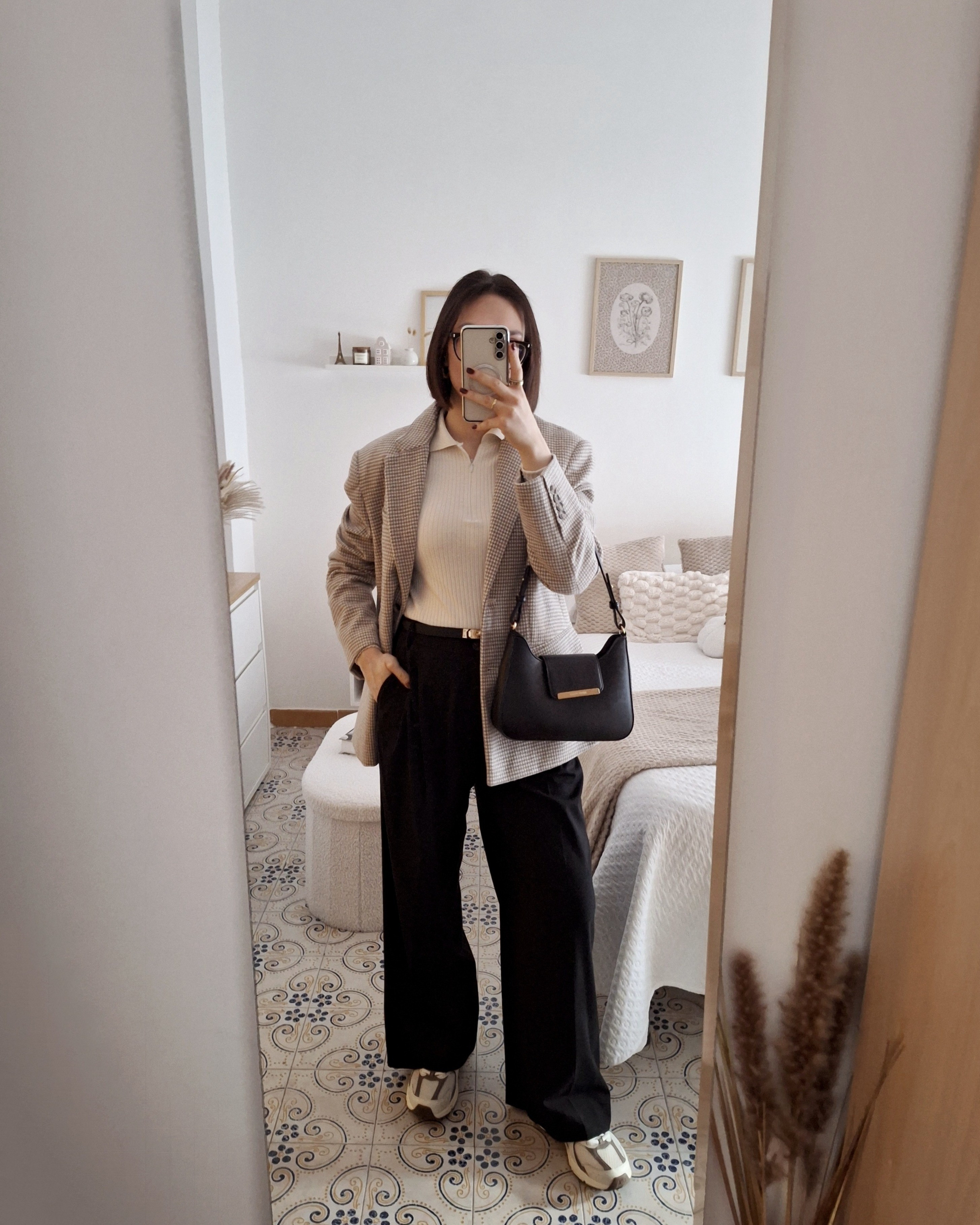 Outfit details:                                                                                                           Houndstooth blazer (similar)Rib-knit long sleeved top (similar)                                                                                                      Pants (medium)                                                                                                                                                                                                                    new balance 530 (run small. I took a whole size up)                                                                                                                                                                                                                                                                          fall style, fall outfit, fall ootd, everyday outfit, daily outfit, casual outfit, casual ootd, casual chic outfit, houndstooth blazer, rib-knit top, half zip top, white top, long sleeved top, black pants, wide leg pants, black bag, shoulder bag, handbag

#LTKSeasonal #LTKStyleTip #LTKWorkwear