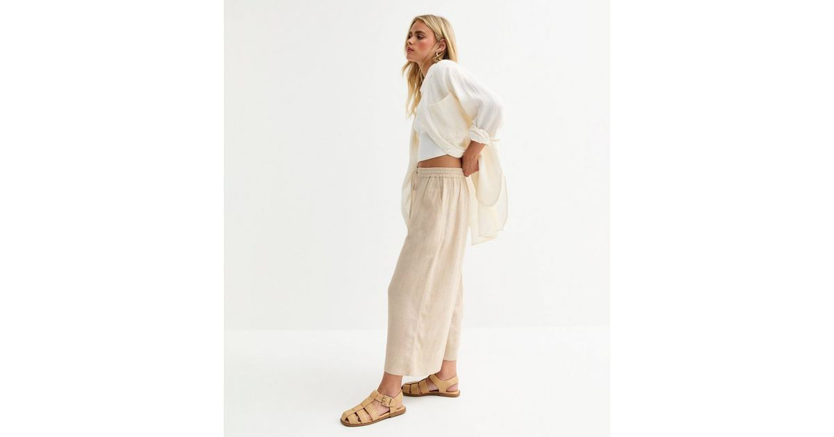 Petite Cream Drawstring Waist Cropped Linen-Look Trousers | New Look | New Look (UK)
