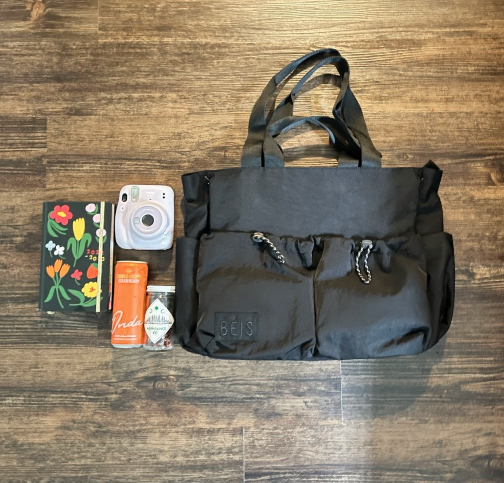 Ready for an outdoor adventure 🖤

#LTKStyleTip #LTKItBag #LTKTravel