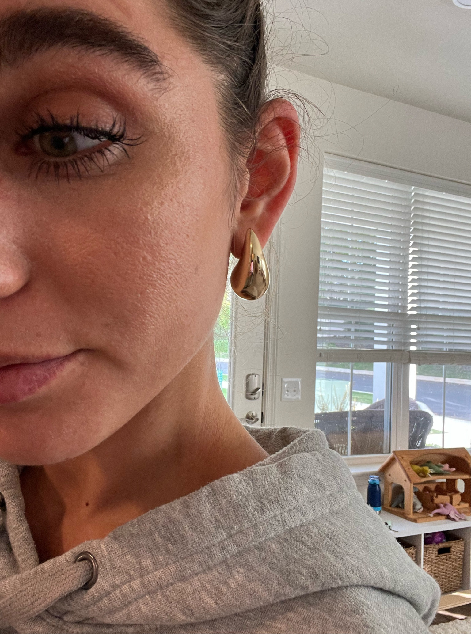 These tear drop earrings are viral and for the best reason 😍 I loveee them! Stunning earrings for any outfit. #fallfashion #outfitinspirstion #earrings #jewelry #outfitaccesories #viral #fashiontrend #amazon 

#LTKbeauty #LTKstyletip #LTKsalealert