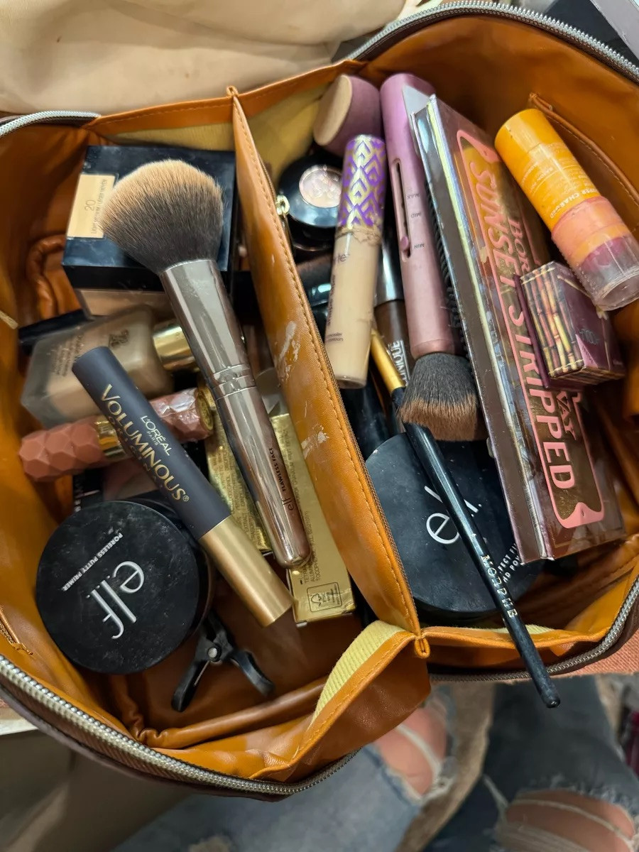 my everyday makeup routine 

#LTKFindsUnder50 #LTKBeauty #LTKStyleTip