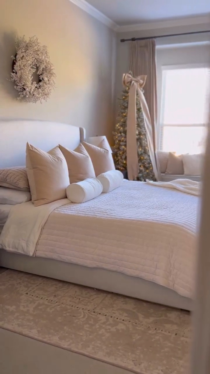 CALM & NEUTRAL WINTER BEDROOM 

Neutral base, soft layers, and a small hint of winter elegance — that combo always creates a peaceful winter bedroom. It’s an easy way to make the space feel seasonal but still calm during the busy holiday season.

#amazonhome #walmarthome #targetstyle #beddingdecor #bedroomdecor #winterdecor

#LTKHoliday #LTKHome