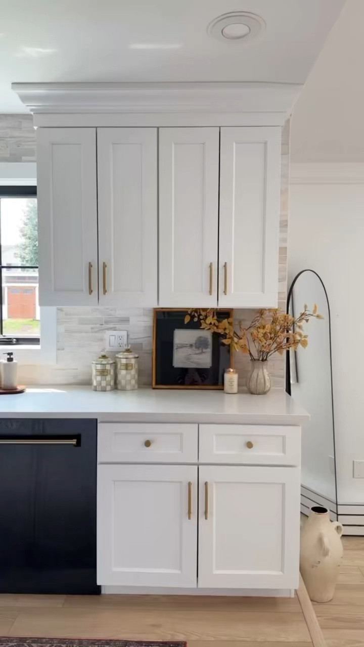 NEW Hearth & Hand fall inspired decor - 18”x18” square matte black landscape framed wall art at Target. 

#HearthandHand
#Targethome


#LTKFindsUnder50 #LTKStyleTip #LTKSeasonal