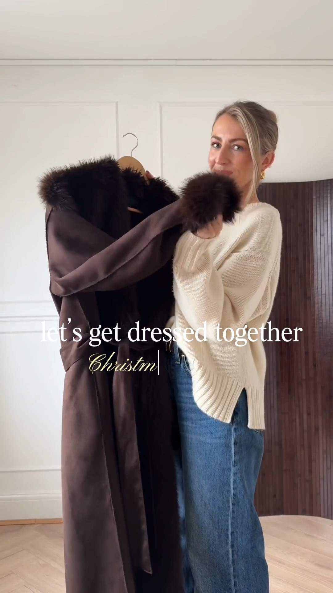 Let’s get dressed together - Christmas markets 🤎🎄❄️

Faux fur coat, Christmas market outfit, wide leg jeans, grey jeans, winter outfits, winter chic, cream roll neck top, ankle boots, gloves, demellier bag 

#LTKfestive #LTKwinter #LTKuk
