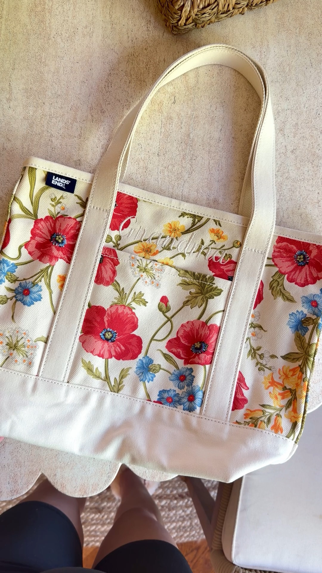 The sweetest tote for my mom for Mother’s Day! 🌻 

Size medium, regular handles, open top

Script font in color parchment

#LTKMothersDay #LTKSeasonal #LTKSaleAlert