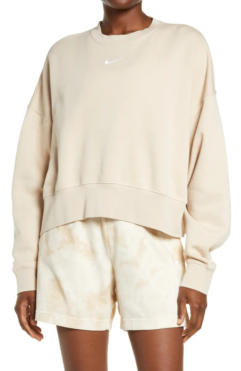 Sportswear Essential Oversize Sweatshirt | Nordstrom